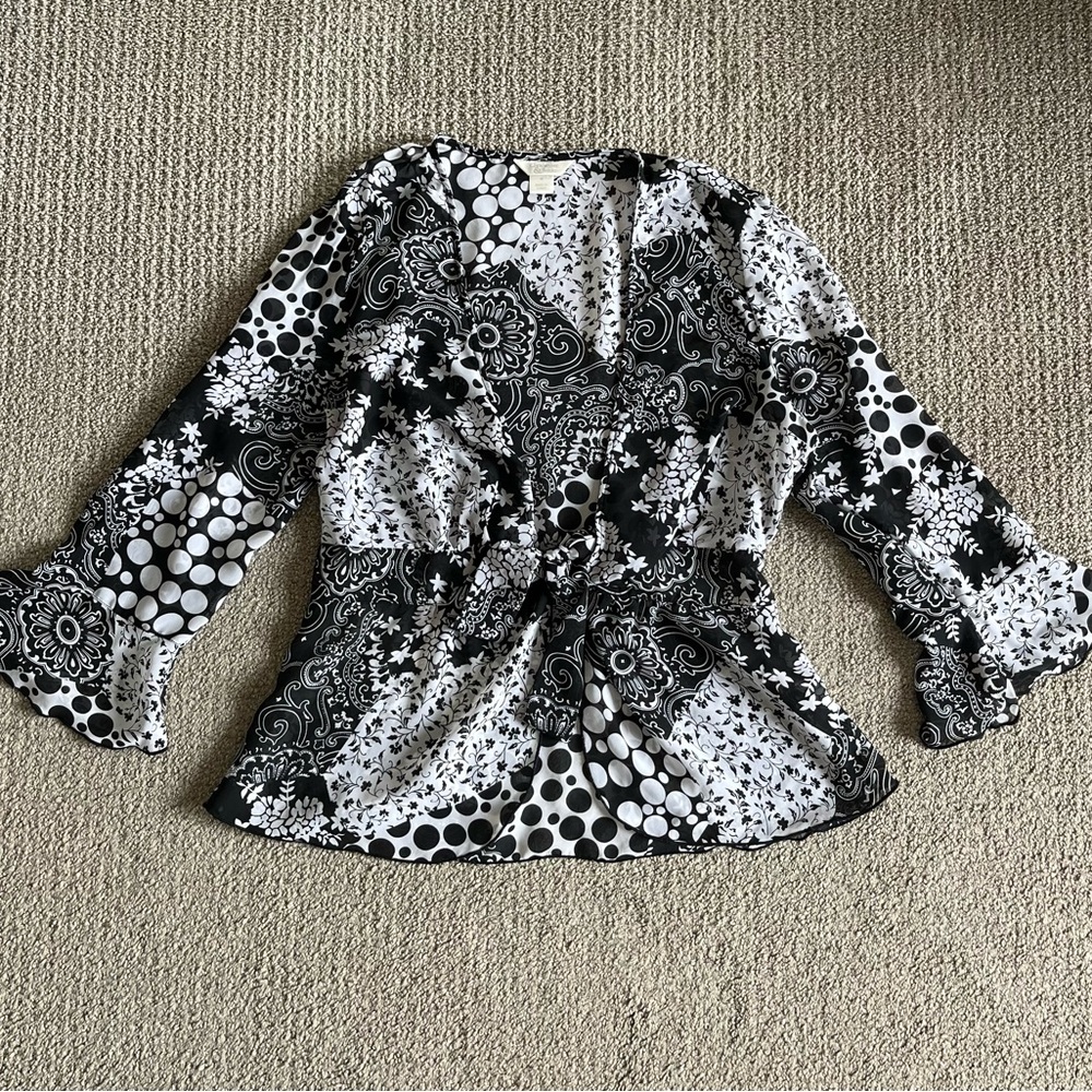 Black and white sheer floral print tie front top with bell sleeves